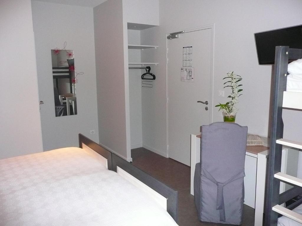 Hotel Le Saint Aubin Chevillé Zimmer foto